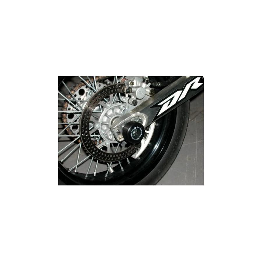 メーカー名：アールアンドジー メーカー品番：RG-SP0011BK 販売備考：適合車種：DR-Z400SM 05-。キャンセル不可商品です。 適合情報： スズキ[SUZUKI] DR-Z400SM 05- 色[カラー]：ブラック 備考：キャンセル不可商品 ※取り付け、組み立ては信頼のおける整備士にご依頼下さい。 ※取り付けに関しては車体へ追加工が必要な場合があります。