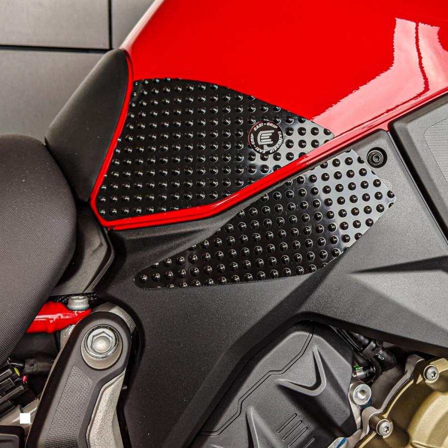 R&G (アールアンドジー ) Eazi-Grip Tank Grips:EVO:ブラック COLOR Multistrada V4 Pikes Peak RG-EVO..