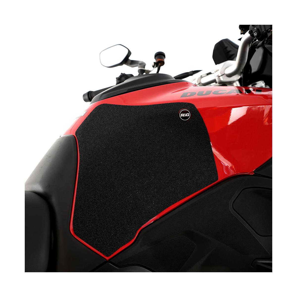メーカー名：アールアンドジーメーカー品番：RG-EZRG239BLブリティッシュスーパーバイクシェアNO.1の使用率を誇るタンクトラクショングリップ。タンク周りに貼り付けることにより、表面の突起物が滑りを抑制し、確実にグリップして今まで以上にバイクをコントロールしやすくなります。また、衣類、レーシングスーツにダメージを与えにくい素材を使用しているため、安心してご使用いただけます。販売備考：2-Piece Kit/キャンセル不可商品です/ブラック