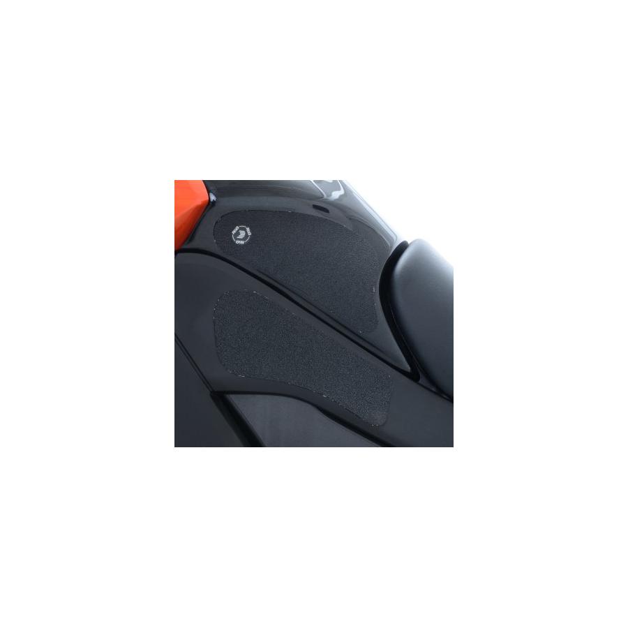 メーカー名：アールアンドジー メーカー品番：RG-EZRG419BL タンク周りに貼り付けることにより、表面の突起物が滑りを抑制し、確実にグリップして今まで以上にバイクをコントロールしやすくなります。 販売備考：キャンセル不可商品です。4-Grip Kit 適合情報： カワサキ[KAWASAKI] VERSYS1000 [ヴェルシス1000] 15-18 色[カラー]：ブラック 材質[素材]：PVC 内容量[数量]：4枚 備考：キャンセル不可商品です ※取り付け、組み立ては信頼のおける整備士にご依頼下さい。 ※取り付けに関しては車体へ追加工が必要な場合があります。Versys1000 (15-)　Black 4-Grip Kit ブリティッシュスーパーバイクシェアNO.1の使用率を誇るタンクトラクショングリップ。 タンク周りに貼り付けることにより、表面の突起物が滑りを抑制し、確実にグリップして今まで以上にバイクをコントロールしやすくなります。 また、衣類、レーシングスーツにダメージを与えにくい素材を使用しているため、安心してご使用いただけます。 国産車の各車種専用にカットされたパッケージ製品タイプです。