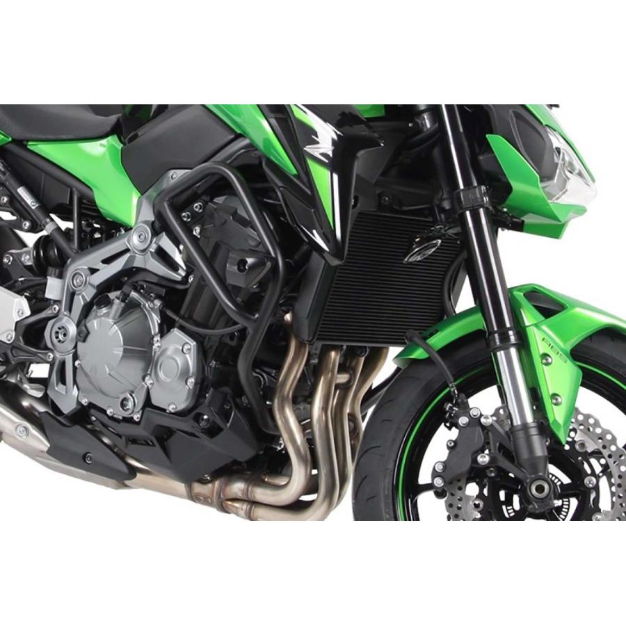 メーカー名：ヘプコアンドベッカーメーカー品番：5012529 00 01販売備考：※本製品は車体の損傷を全て防ぐものではありません。製品に起因する車体の損傷は保証対象外となります。※取付けには多少の加工が必要な場合があります。製品不良でない限り返品はお受けできません。適合情報：カワサキ[KAWASAKI] Z900 ABS付 [ZR900B] 17-24/SE 20-24カワサキ[KAWASAKI] Z900 ABS無 [ZR900B] 17-24色[カラー]：ブラック材質[素材]：スチール特記事項：エンジンガードは転倒時の損傷を軽減することを目的としておりますが、車体の損傷全てを保証するものではございません。また転倒に起因する製品の破損、及び製品の破損に起因する車両の破損に関しては、保証出来ない事予めご了承下さい。使用上の注意：※取り付けには多少の加工が必要な場合があります。製品不良でない限り返品はお受けできません。