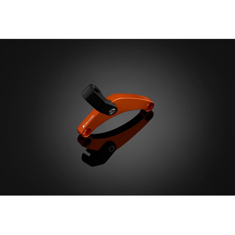 メーカー名：バイカーズメーカー品番：Y0299-OGDバイカーズとは、タイ王国でアルミビレットパーツを製造するアクセサリーメーカーです。独創的なデザインと美しいカラー配色を重視し、品質はタイブランドの中でもトップクラス。豊富なカラーバリエーションの中からお好みの一品をお選び頂けます。販売備考：オレンジゴールド 参考納期に表示されている日付は現地メーカーに在庫が有り、これから取寄せた場合の参考納期となります。　カラーによって納期が大幅に変動しますので予めご容赦下さい。適合情報：ヤマハ[YAMAHA] XSR700 17-22ヤマハ[YAMAHA] MT-07 14-22ヤマハ[YAMAHA] Tenere 700 20-22色[カラー]：オレンジゴールド型番：Y0299