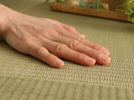 ユニット畳置き畳おしゃれい草畳春夏軽量和室モダンラグ専門店<紬ツムギ/約65x65x2.5cm>◆後払いコンビニ払いラグリー