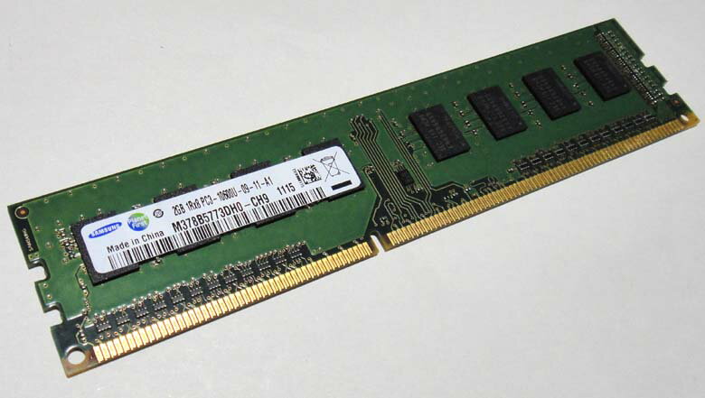 【中古】SAMSUNG M378B5773DH0-CH9 DDR3 PC3-10600U 2GB