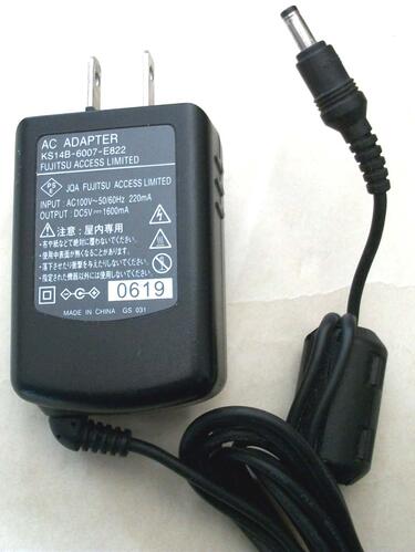 Fujitsu KS14B-6007-E822 ACアダプター 5V 1600mA　富士通 【中古】