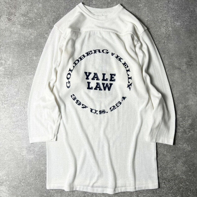 Rakuten - 雰囲気系 70s UNKNOWN 3段 カレッジ プリント フットボール Tシャツ / 70年代 ビンテージ ナンバリング シングル ステッチ 白 【中古】 古着 アメリカ古着 USED ユーズド 中古 VINTAGE US古着 アメカジ
