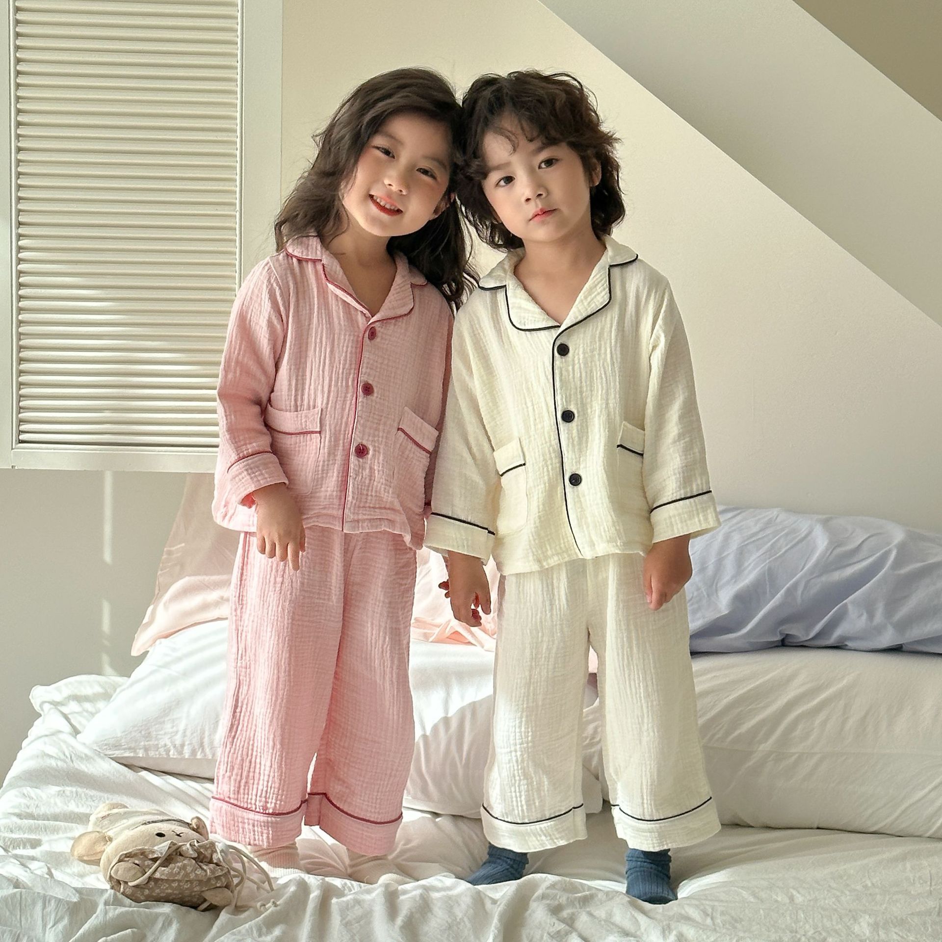 キッズ 長袖 上下セット ベビー服 綿100% ガーゼ 男の子 女の子 子供服 可愛い 柔らか 前開き ルームウェア 部屋着 無 セットアップ キッズ ベビー服 パジャマ 女の子 男の子 子供服メーカー希望小売価格はメーカーカタログに基づいて掲載しています