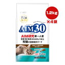 【同梱可】 アミノ酸『A-30』を配合した、猫の健康維持をサポートする総合栄養食です。 室内で過ごすシニア猫の健康に配慮し低脂肪に調整。 下部尿路の健康維持のためマグネシウム、リン、カルシウムを調整し、食物繊維の配合により体内の毛玉を無理なく排泄します。 食物アレルギーに配慮してアレルゲンになりにくいといわれるフィッシュを使用し、健康を維持する事で免疫をサポートするアガリクスや抗酸化成分があるセサミンを強化しています。 ●原材料 トウモロコシ、グルテンミール、フィッシュミール、小麦粉、乾燥おから、動物性油脂、フィッシュエキス、ローストアマニ、食物繊維、酵母、まぐろ・かつお削りぶしパウダー、乳酸菌、植物性油脂、アガリクス、セサミン、ミネラル類(P、K、Cl、Na、Zn、Cu、Mn、I)、アミノ酸類(シスチン、メチオニン、タウリン)、ビタミン類(コリン、E、ニコチン酸、C、B1、B2、A、B6、葉酸、パントテン酸、K、B12、D3)、調味料 ●保証成分 たん白質29.0％以上、脂質8.0％以上、粗繊維4.0％以上、灰分9.0％以下、水分10.0％以下 ●エネルギー 約315kcaL/100g ●給与方法 パッケージ記載の表を目安に1日分を1〜2回に分けてお与えください。 ●原産国 日本