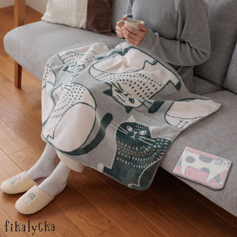 Rakuten - ひざ掛け 100×70 暖かい2重仕立て fikalycka ネコ フランネル ブランケット 猫 北欧 冬 メール便可