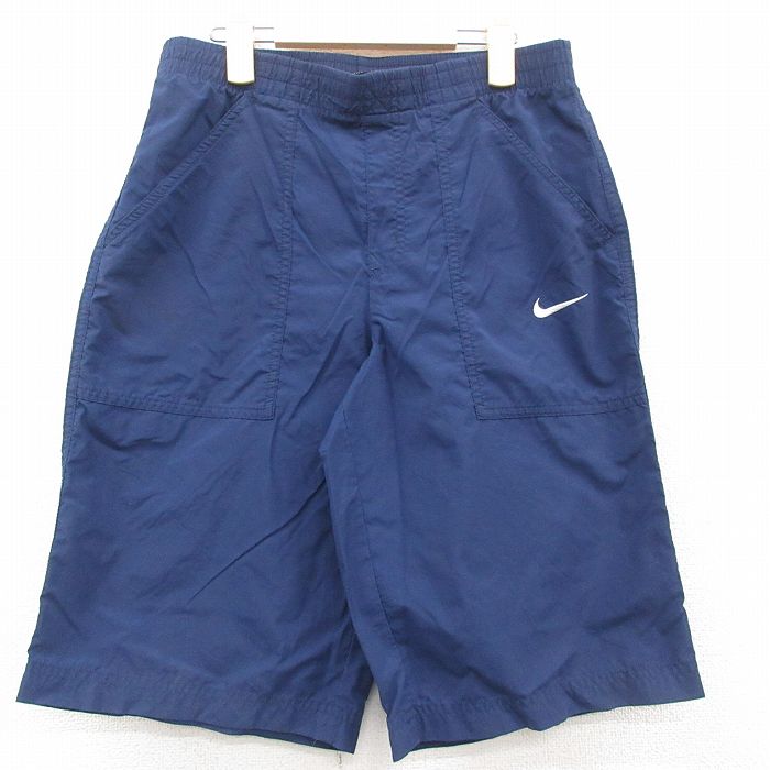 【中古】古着 ナイキ NIKE ハーフ ナイロンパンツ ショーツ キッズ ボーイズ 子供服 00年代 00s ワンポイントロゴ 紺 ネイビー 春夏 春物 春服 秋冬 秋物 秋服 女の子 子ども服 こども服 カジュアル ファッション おしゃれ かわいい