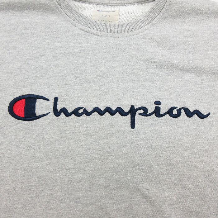 【中古】古着 チャンピオン champion 長袖スウェット メンズ ビッグロゴ 刺繍 クルーネック 丸首 グレー 霜降り XLサイズ 中古 スエット トレーナー トップス | 春夏 春物 春服 秋冬 秋物 秋服 メンズファッション カジュアル おしゃれ ファッション 0OF