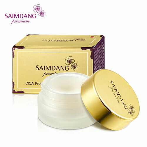 商品名 サイムダン プレミアム CICA プロテクトリッチ モイスチャー バームSAIMDANG premium CICA Protect Rich Moisture Balm 内容量 10g &nbsp;成分 ポリイソブテン、ミネラルオイル、イソステアリン酸水添ヒマシ油、マイクロクリスタリンワックス、ヒドロキシアルキル（C16－18）ヒドロキシダイマージリノレイルエーテル、ジ（カプリル／カプリン酸）BG、ミツロウ、パルミチン酸セチル、コメヌカロウ、（エチレン／プロピレン／スチレン）コポリマー、（ブチレン／エチレン／スチレン）コポリマー、オリーブ油脂肪酸ソルビタン、ダイマージリノール酸水添ヒマシ油、セスキオレイン酸ソルビタン、酢酸トコフェロール、ツルドクダミカルスエキス、ツルドクダミ根エキス、サッカロミセス／ブクリョウタケ菌核発酵エキス、サッカロミセス／（ハマスゲ根／ホオノキ樹皮／ボタン根／モモ核）発酵エキス液、ツボクサ葉エキス、ツボクサエキス、ツボクサ花／葉／茎エキス、ツボクサ葉水、マデカッソシド、アシアチコシド、ダマスクバラカルス培養エキス、ハチミツエキス、ヒマワリ種子油、ヤシ油、ホホバ種子油、アーモンド油、シア脂、カニナバラ果実油、アロエベラ葉エキス、アサイヤシ果実エキス、カプリリルグリコール、エチルヘキシルグリセリン、トロポロン、BG、グリセリン、メトキシケイヒ酸エチルヘキシル、ジメチコン、水、1，2－ヘキサンジオール、フェノキシエタノール、サリチル酸ベンジル、リナロール、シトロネロール、クマリン、ベンジルアルコール、香料&nbsp; &nbsp;ご使用方法 指に適量をとり、気になる部位にのばしてください。 &nbsp;使用上の注意 ●お肌に異常が生じていないかよく注意して使用してください。 ●お肌に合わないときは、ご使用をおやめください。 ●使用中、赤み、はれ、かゆみ、刺激、色抜け（白斑等）や黒ずみ等の異常があらわれた場合は使用を中止し、皮フ科専門医等にご相談ください。 ●目に入らないようにご注意ください。 ※乳幼児の手の届かないところに保管してください。 ※高温・多湿・直射日光を避け、常温で保管してください。 ※開封後、内容物が空気に触れないように必ずフタを閉めてください。&nbsp; &nbsp;製造国 韓国製 &nbsp; &nbsp;広告文責 株式会社アビリティズ 053-548-4722&nbsp; &nbsp;メーカー 株式会社瑞原&nbsp; &nbsp;区分 化粧品&nbsp;