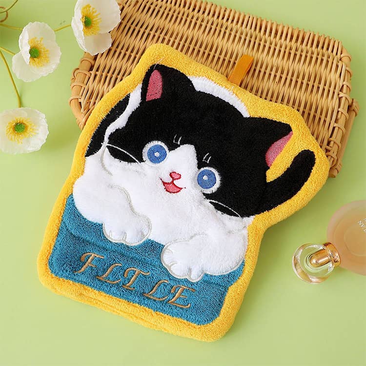 ハンカチ ネコ 猫 2枚セット かわいい ループ付きタオル 幼稚園 ハンドタオル マイ...