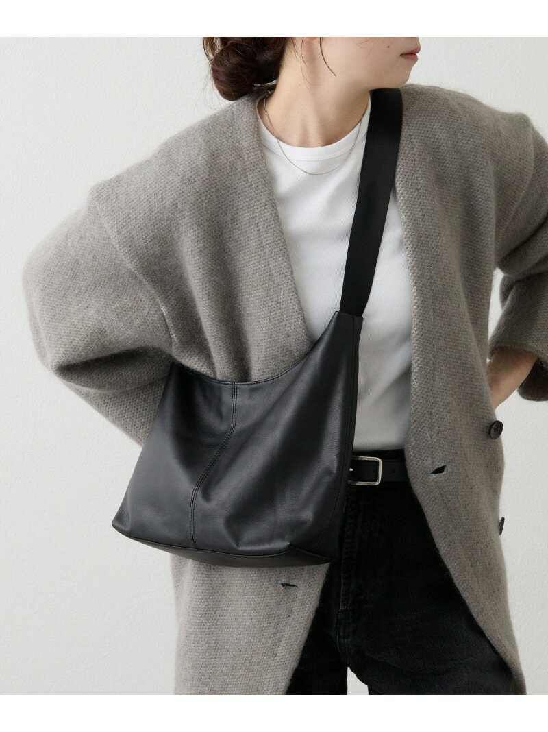 レザーホーボーバッグ M russet ラシット バッグ ショルダーバッグ ブラック グレー【先行予約】*【送料無料】[Rakuten Fashion]