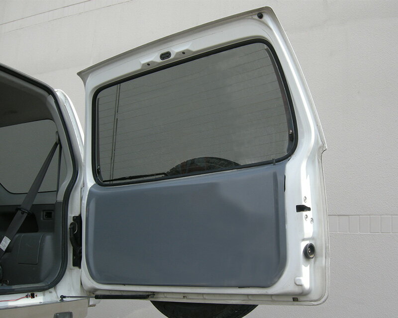 ジムニーJB23, JB33, JB43用 レーシングリアゲートトリム(JB23/JB33/JB43)