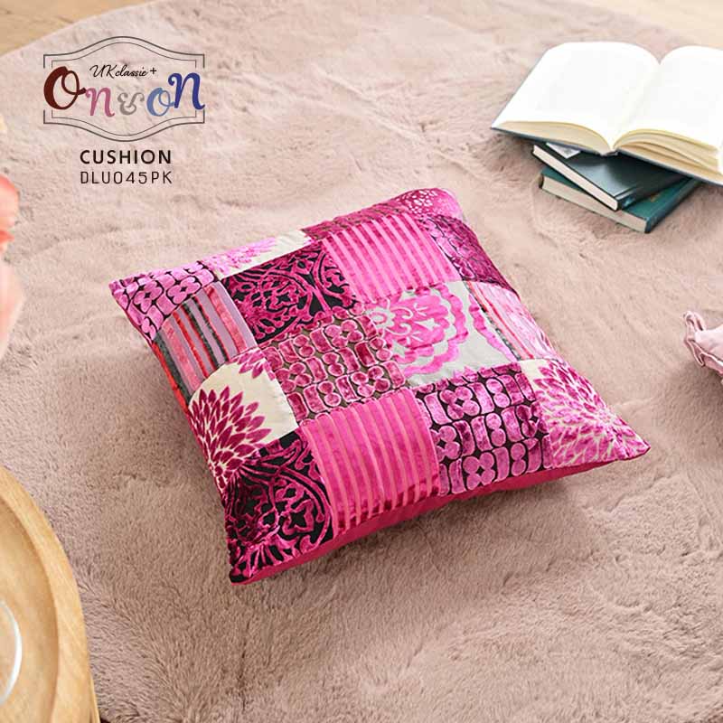 【ポイント10倍】海外ドラマに出てくるような華やかな45×45cmサイズのピロークッション 高級感がありながら遊び心があるポップなデザインのパッチワーク生地 ファスナー付きで取り外し可 ON&ON VERY BERRY DLU045PK