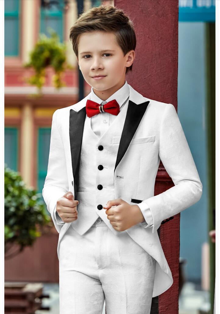 上品 燕尾服 子供服 ドレスコート 入学式 男の子スーツ 刺繍 演出 キッズ 上品 カジュアルセットアップ 七五三 子供スーツ 発表会 フォーマル 5点セット ...