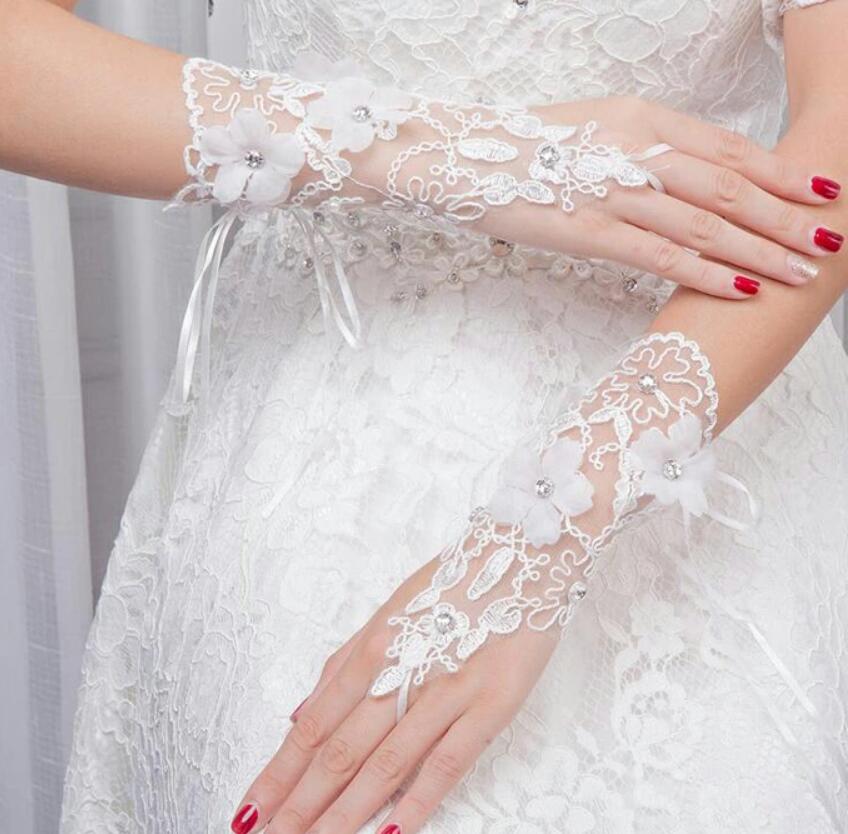 【送料無料】ウェディンググローブ ウエディンググローブ フィンガーレス ウェディング小物 刺繍 指な..