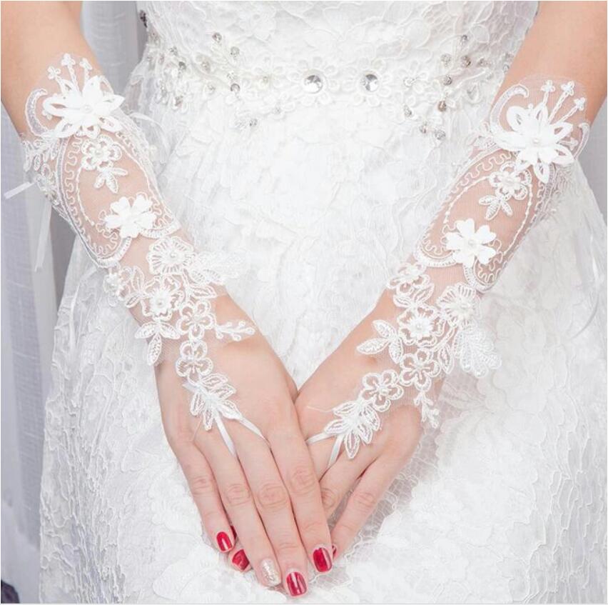 【送料無料】ウェディンググローブ ウエディンググローブ フィンガーレス ウェディング小物 刺繍 ブラ..