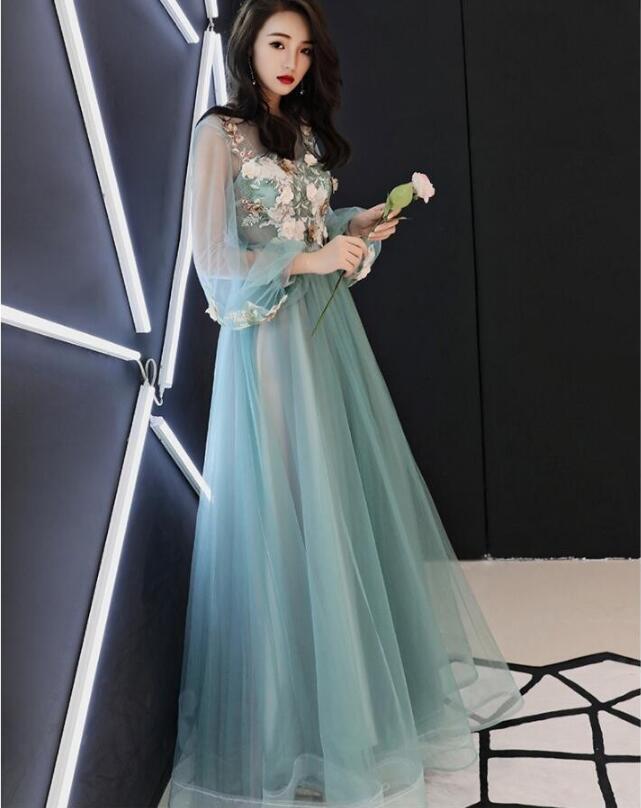 レディース　中華ドレス　中国ドレス　チャイナドレス　綺麗　オシャレ　パーティー　披露宴　上品 ライト ブルー チャイナ ドレス新 レディース 夏 若々しい ドレス エレガント ミドル丈 デイリー