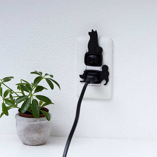 スマイルキッズ いぬのコンセントカバー2個組 いぬA ASNAKN-20A|雑貨・ホビー・インテリア 雑貨 雑貨品