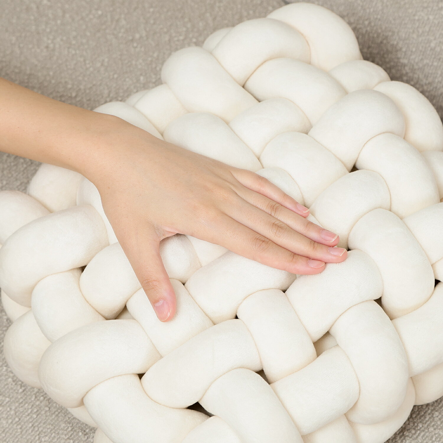 【3個セット】 チャンキー スクエアクッション 34×34cm IV[HJB37936]|インテリア雑貨 クッション・カバー リビング 生活雑貨【抱き枕 フロアクッション 可愛いデザイン 汎用性 セット インテリア 】 [3]