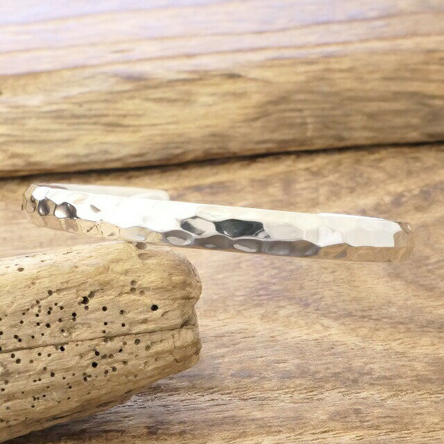 TJK 甲丸 バングル シルバー925 タタキ 槌目 シンプル[GOCbt55]|甲丸 バングル シルバー925 タタキ 槌..