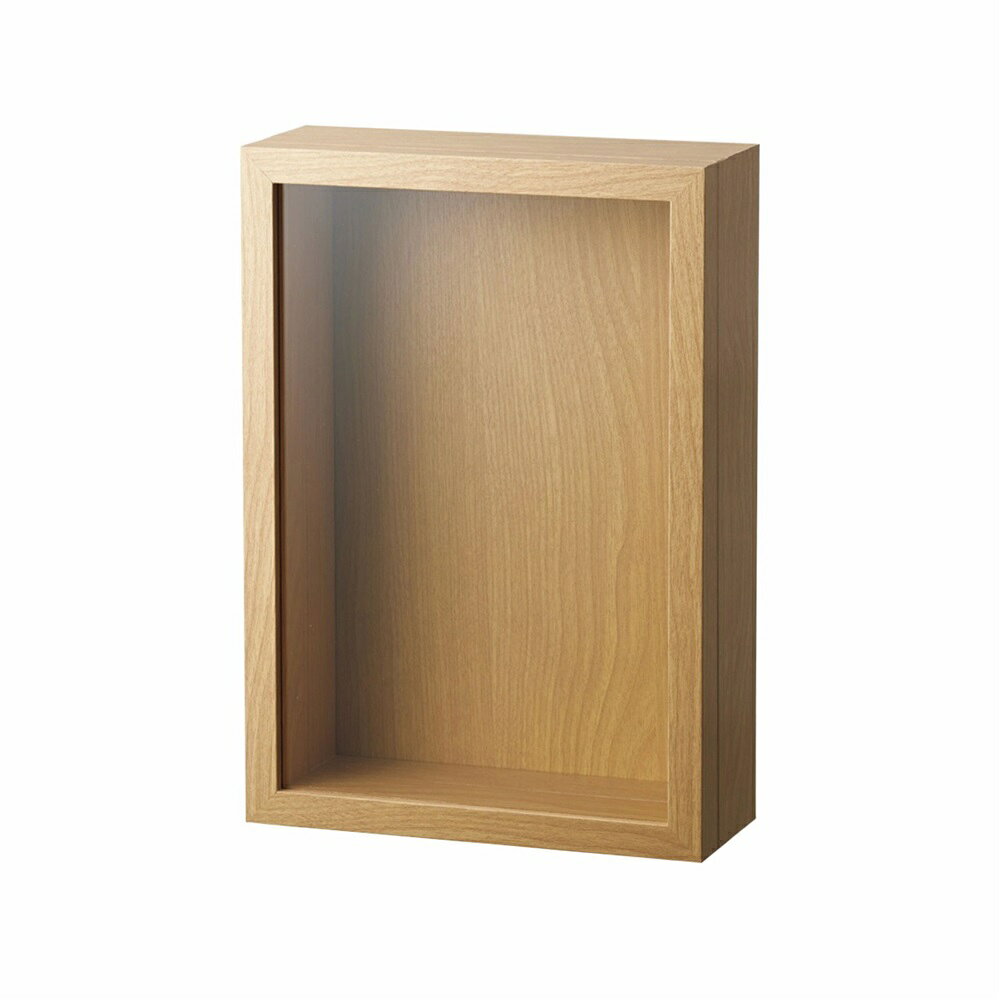 レビューを書いて　緑花堂5％OFFクーポンGET！ レビューを書いたらメールでお知らせくださいね ●商品名BOXframeII30L21W8Hアイボリー花器ベースフレーム ●商品番号TDLCC680877-310 ●商品説明アイボリーのBOXframeII30L21W8H花器ベース。 ●仕様（サイズ、重さ、素材）サイズ：長さ約30×幅約21×高さ約8cm、内寸：長さ約27×幅約18×高さ約6.5cm 素材：MDF、紙、ガラス 内容量：1コ 色相：白／ベージュ ●ご注文前に在庫確認のお問合せをお勧めしております。 ●お電話 03-6821-3485、お問合せフォーム、商品ページからもお問合せできます。BOXframeII30L21W8Hアイボリー花器ベースフレーム[TDLCC680877-310] この商品のバリエーション アイボリー ●在庫数が随時変動のため、ご注文前に在庫確認のお問合せをお勧めしております。 ●お電話 03-6821-3485、お問合せフォーム、商品ページからもお問合せできます。▼関連商品:商品カテゴリー ◇ 季節の飾り屋さんカテゴリー＞ 花器・鉢・箱・ベース＞ フレーム＞ フレーム