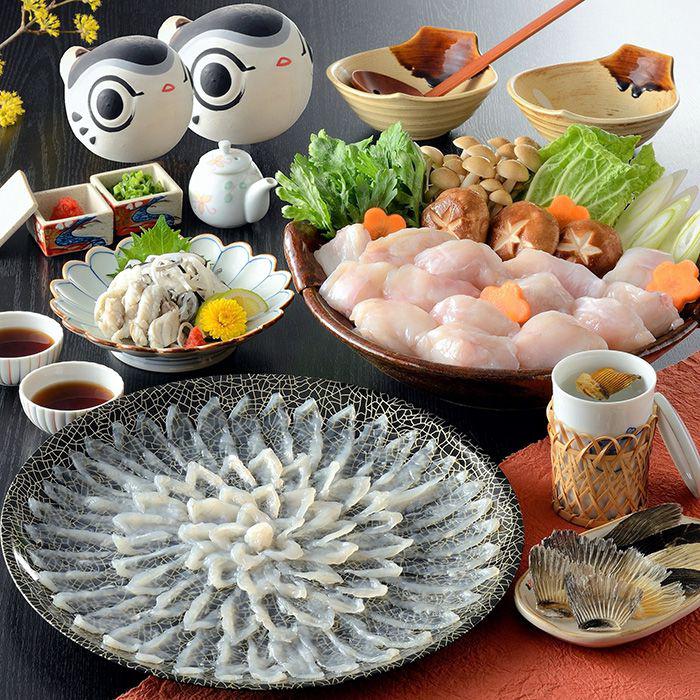 下関 ふぐ詰合せ マフグ刺身120g、マフグちり用300g、とらふぐ皮刺50g、ふぐ白子豆腐160g、ひれ酒用とらふぐひれ5g、ぽん酢150ml