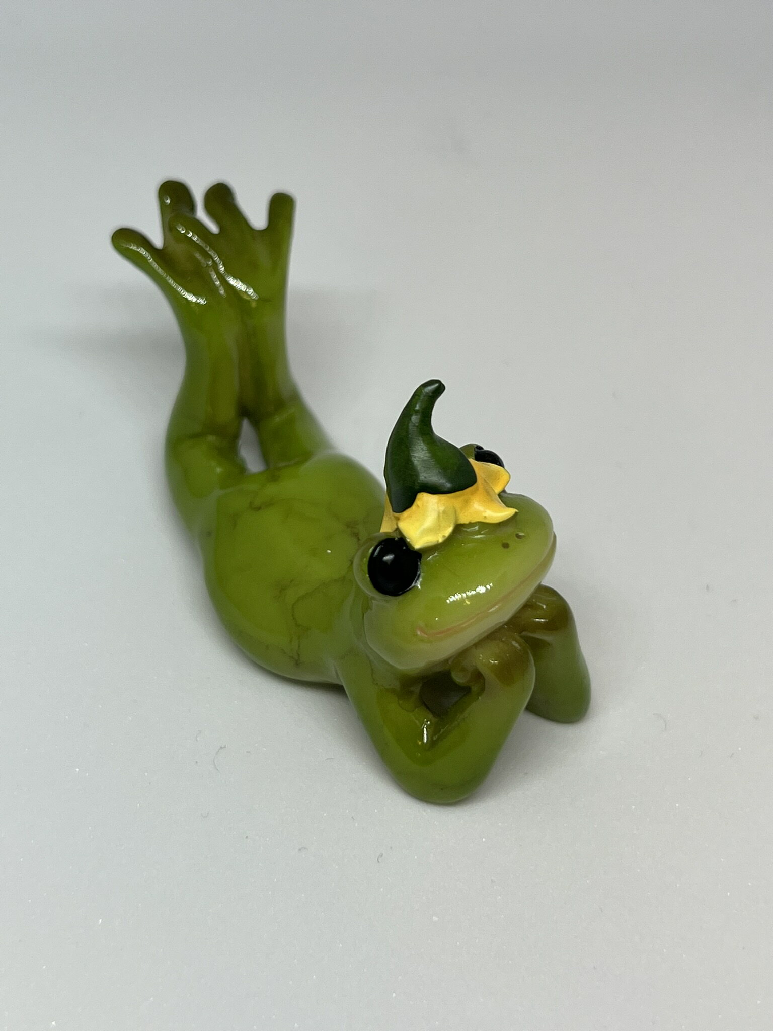 可愛い蛙シリーズ【はなかっぱ】カエル 無事に帰る 縁起物 置物 装飾品 飾り インテリア オブシェ 小物