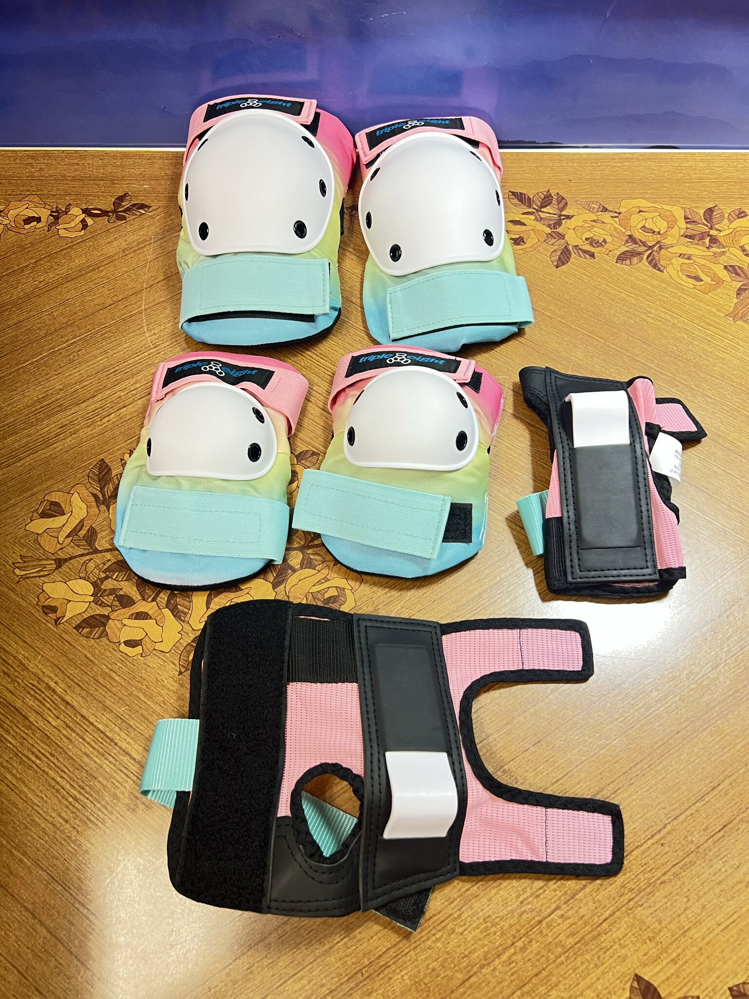 トリプルエイト 【キッズプロテクターセット M】 triple eight SAVER SERIES スケート スケートボード 膝 肘 手首 保護 自転車 パッ...