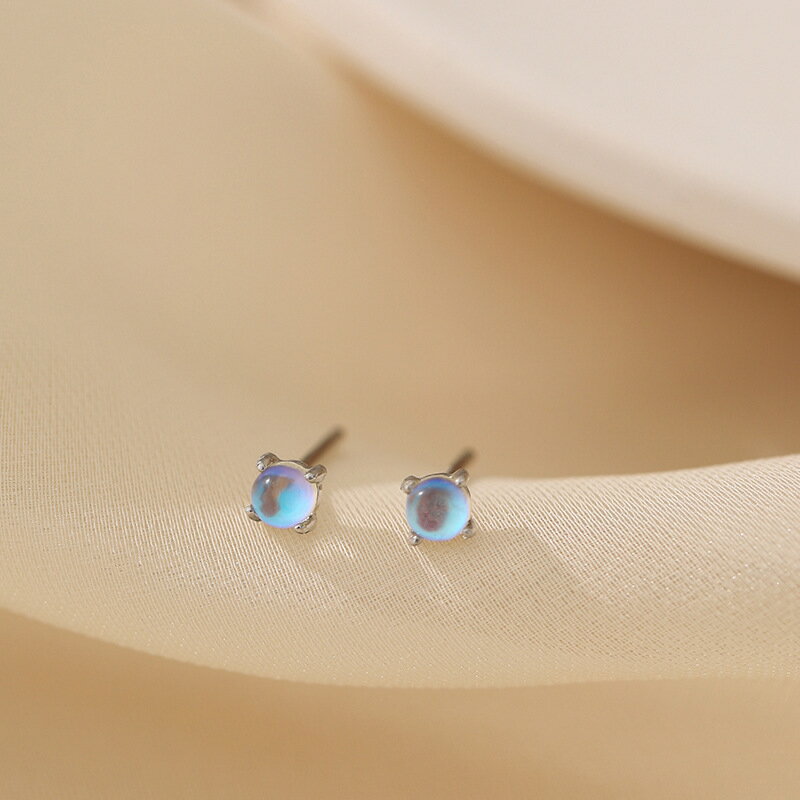 乐天商城 - 耳元でキラッと眩い月光ピアス シルバー ピアス 月光 月 星 ムーン スター 宇宙 天体 スタッドピアス