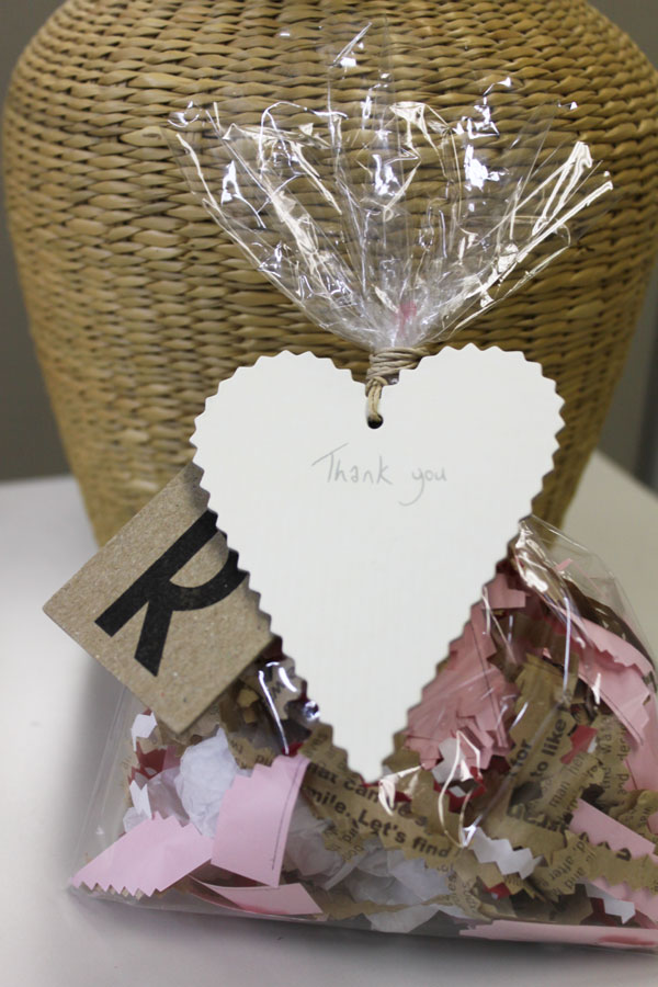 East of India �����ꥹ ���ե� ���� �ϡ��� ��åԥ� �ץ쥼��� ����ե��٥å� ���˥���� ���� ͢�� ����ݡ��� ������� ���襤��