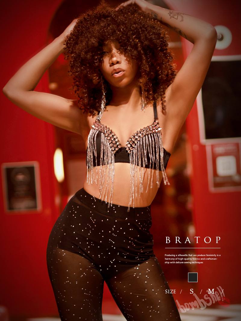 ブラトップ・チューブトップ・ベアトップ スタッズ チェーン 黒 見せブラ ステージ衣装 ダンサー インポート ワイヤー入り ビスチェ ロック bombshell あす楽