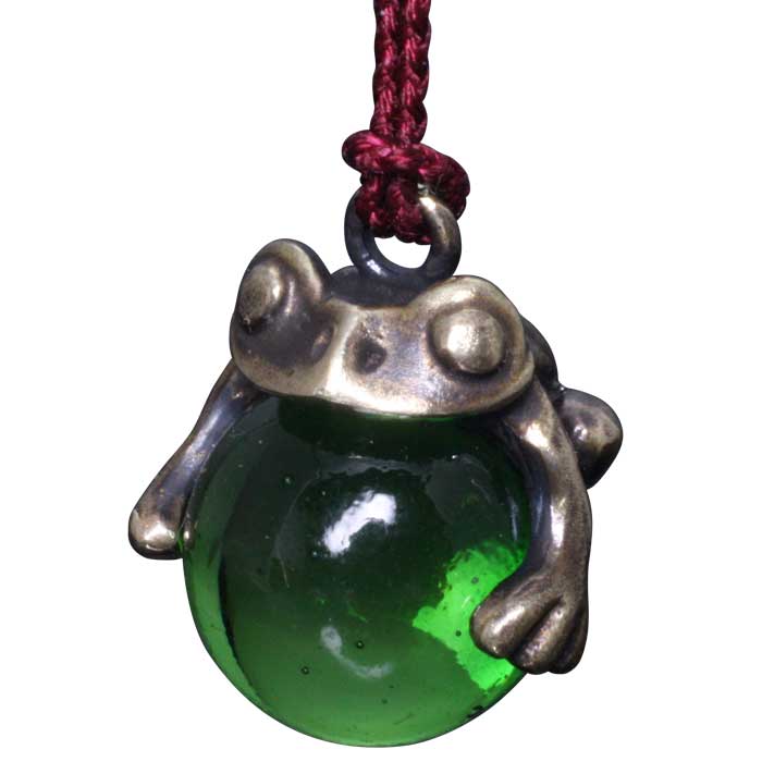 蛙 チャーム / 龍頭 蛙玉 根付 真鍮 Green Glass ストラップ 蛙 カエル シルバー メンズ レディース 男性用 女性用 和柄 和風 ペア ビー玉...