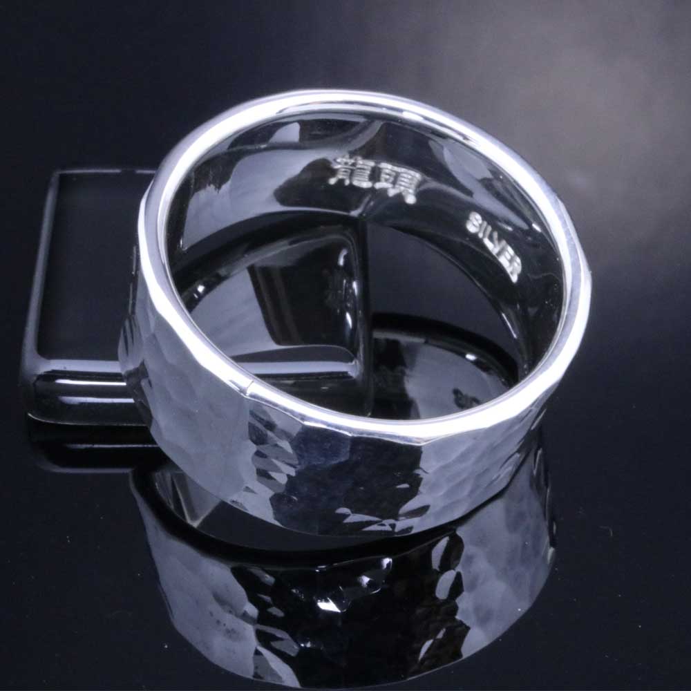 指輪 メンズ シンプル 刻印 無料 龍頭 丸 鎚目 シルバーリング 10mm幅 槌目 名入れ 刻印 シルバー ブランド 槌目 おしゃれ お洒落 ピンキーリング 平打ち サムリング メンズリング 10号〜27号