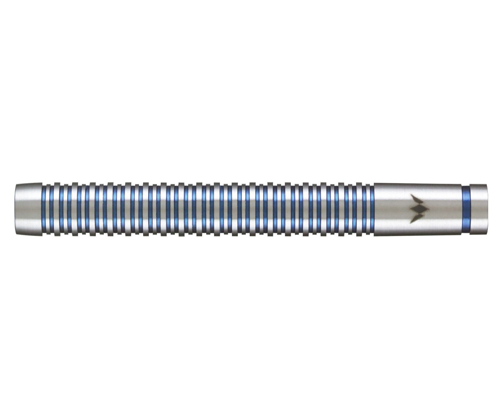 ■商品説明MISSION DARTS Ritchie Edhouse model Steel Tip 21g鮮やかなブルーのPVDコーティングが施され高低差とピッチの異なるリングカットが全面的に配置されたストレートバレル。■スペック材質：タングステン90%全長：53.2mm最大径：6.0mmバレル重量：19.0g規格：2BA■内容物バレル×3（1セット）フライト×3（1セット）シャフト×3（1セット）チップ×3（1セット）