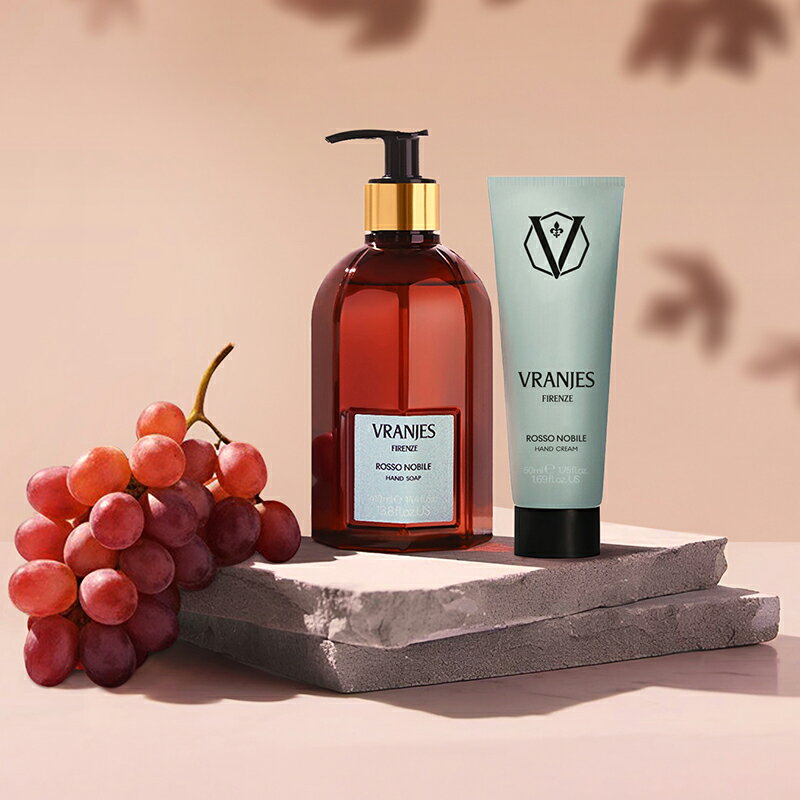 非売品巾着限定プレゼント《NEW》ロッソノービレ ハンドクリーム 50ml ＋ ハンドソープ 410ml セット（全4種のうち1点）人気ギフト 美容 保湿 いい香り 高級感 デパコス系 おしゃれ ありがとう ギフト 誕生日ヴラニエスフィレンツェ ROSSO