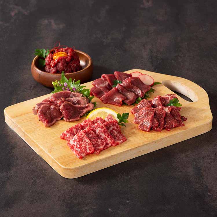 ふじ馬刺し特選詰合せ【華】 2552馬肉 馬刺し 熊本特産 詰め合わせ フジチク 自社加工 熊本直送 最高級 霜降り 専門店 フジチク 【TD】 【代引不可】要