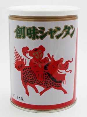 ※12缶まで1個口分の送料で発送可能です。 中華料理に欠かせない清湯スープをベースに油脂・香辛野菜・スパイス等20種類以上の原料を精選配合した、ペースト状中華スープの素です。 内容量 1kg 名称 中華スープの素 原材料 食塩、畜肉エキス、野菜エキス、動植物油脂、砂糖、乳糖、小麦粉、香辛料、調味料(アミノ酸等) 保存方法 直射日光・高温多湿を避けて保存して下さい。当店では実店舗でも販売しております。 在庫には注意しておりますが、ご注文を頂いた時点で在庫切れの場合もございます。