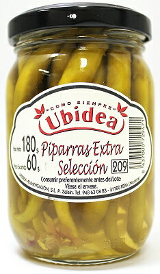 スペイン北部ナバーラ州で栽培されるこの青唐辛子は、別名ピパーラとも呼ばれ、日本の青唐とは、異なり辛さもさほどではありません。酢漬けにしてあることもあってお酒のおつまみには、最適です。また、生ハムに巻いたりロールアンチョビと一緒に楊枝に刺しても、おしゃれな感じに仕上がります。1瓶60gで約32本入り。 内容量 180g（固形量60g、約32本入） 品名 ギンディージャ 原材料 青唐辛子、塩、食塩、クエン酸、ビタミンC 原産地 スペイン 保存方法 直射日光を避け、冷暗所に保存 輸入者 イベリア貿易株式会社当店では実店舗でも販売しております。 在庫には注意しておりますが、ご注文を頂いた時点で在庫切れになる場合もございます。