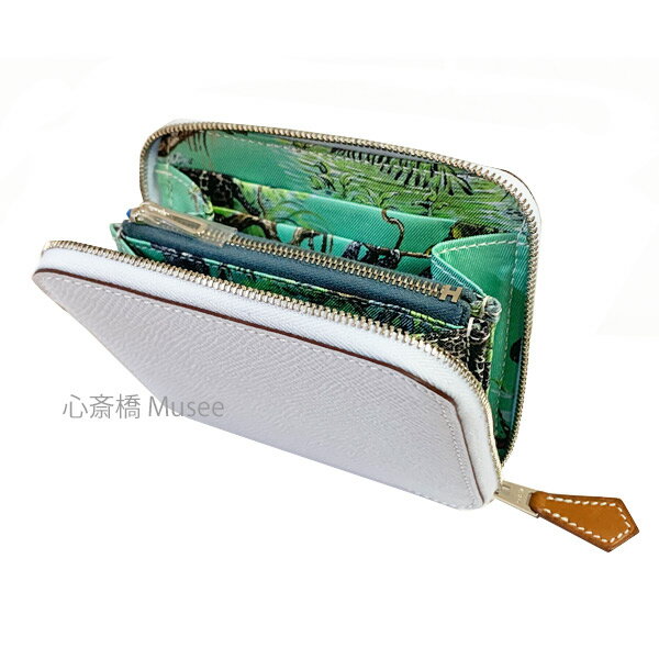 ≪新品≫エルメス アザップ シルクイン コンパクト ラウンドファスナー ミニ財布 ブループリュム 赤道直下 エプソン シルク シルバー金具 HERMES Wallet Azap Silkin Compact Bleu Brume " EQUATEUR " 箱 ラッピングのサムネイル