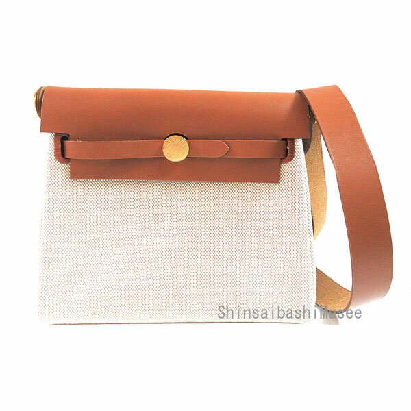 Rakuten - ≪Brand new≫ HermesHermes Herbag Zip 20 Mini Toile Military Ecru Fauve Gold Hardware K Stamp Shoulder Bag　≪ 新品 ≫ エルメス エールバッグ ジップ 20 ミニ トワルミリタリー エクリュ フォーブ ゴールド金具 K刻印 ショルダーバッグ ポシェット