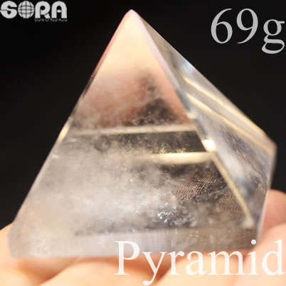 水晶 ピラミッド ヒマラヤ水晶 ガネーシュヒマール産 69g パワーストーン 天然石 お守り 置き物 置物　原石