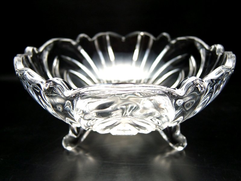 ●高品質 ガラス製の浄化皿 インテ