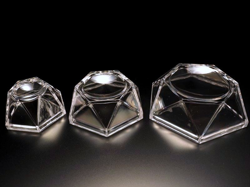 【ブラックフライデー期間中ポイント5倍】●【Mサイズ 丸玉用 プラスチック台座】 最大直径58mm×高さ22mm 直径50-70mmの丸玉を飾るのに便利 丸玉台...