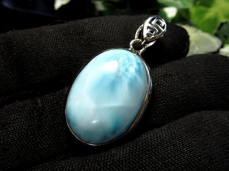 美しい水面模様【ラリマー(ブルーペクトライト) オーバル型 ペンダントトップ】 縦約21mm 約7.8g 装飾..