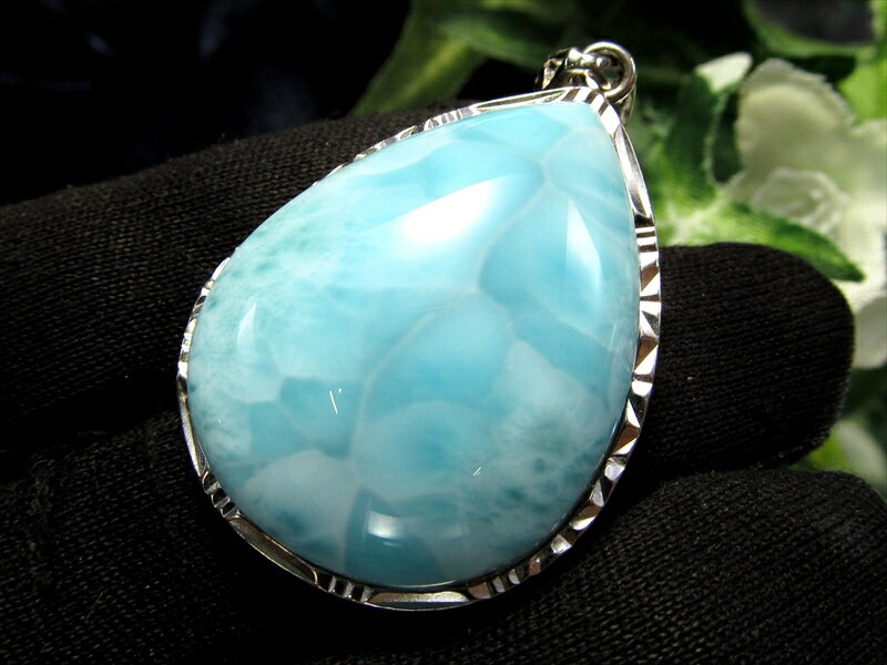 美しい水面模様【ラリマー(ブルーペクトライト) ドロップ型 ペンダントトップ】 縦約35mm 約14.0g 装飾..