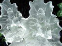 【蓮の葉に包まれた 観音菩薩 ガラス製 置物】1個売り 高さ約200mm前後 重さ約1000g前後 清浄の象徴である蓮の花 穏やかな観音菩薩 インテリア、ディス...