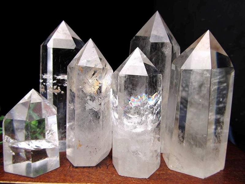 ●【天然透明 水晶ポイント (六角柱)】100グラム-110グラム 透明感抜群 手ごろな小さめサイズ 大人気浄化アイテム【ブラジル産】【ok-s】 パワーストー...